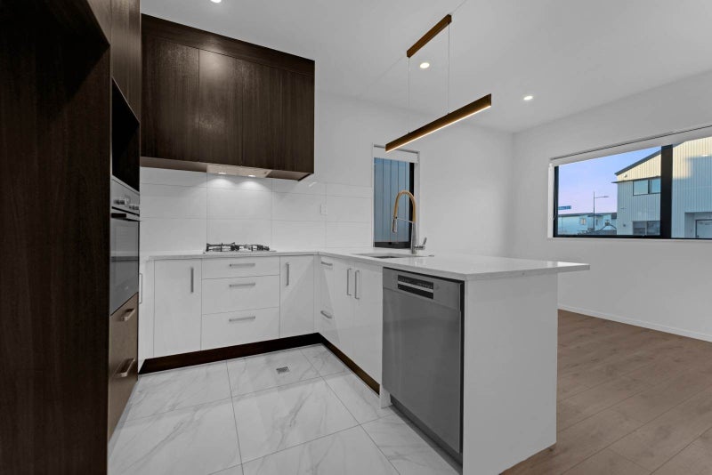 55 Kairakau Street, Papakura - Carousel 2