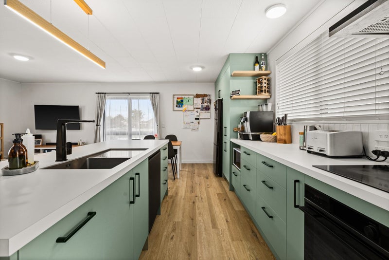 102 Tait Drive, Greenmeadows, Napier - Carousel 2