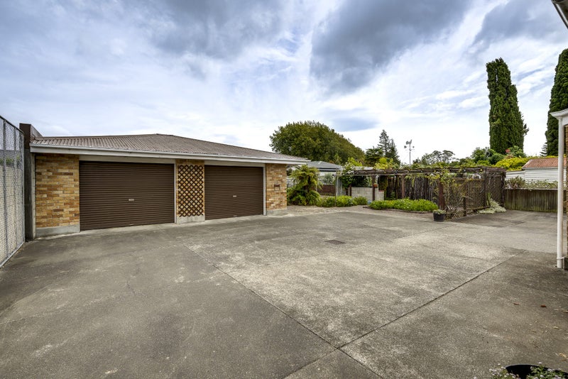12 Mill Road, Clive, Clive - Carousel 1