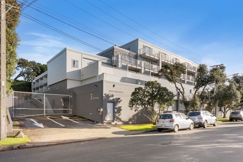 1L/3 Keystone Avenue, Three Kings, Auckland - Carousel 15