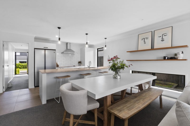 8 Trewern Avenue, Chartwell, Hamilton - Carousel 2