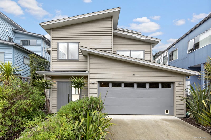 90 Kaipatiki Road, Glenfield, Auckland - Carousel 2