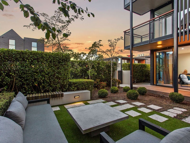 102/50 KILMORE STREET, Christchurch Central, Christchurch - Carousel 1