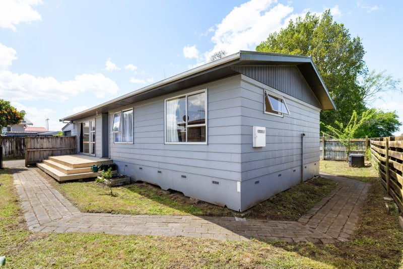 49A Karen Crescent, Dinsdale, Hamilton - Carousel 1