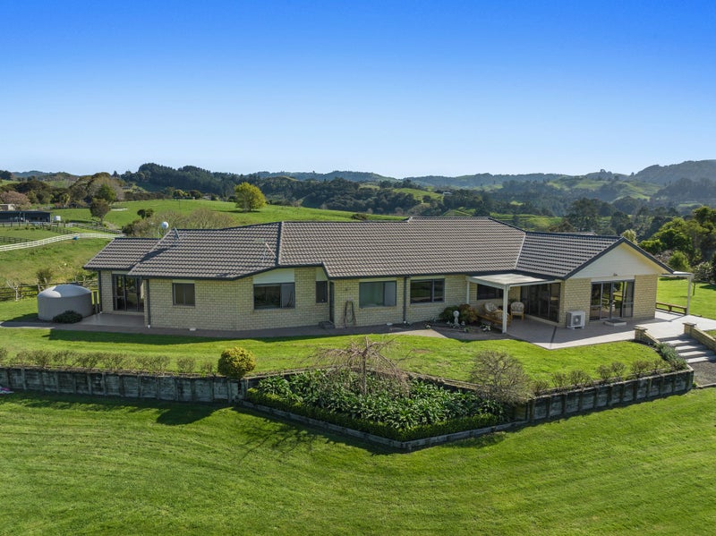 188B Braemar Road, Manawahe, Whakatane - Carousel 1