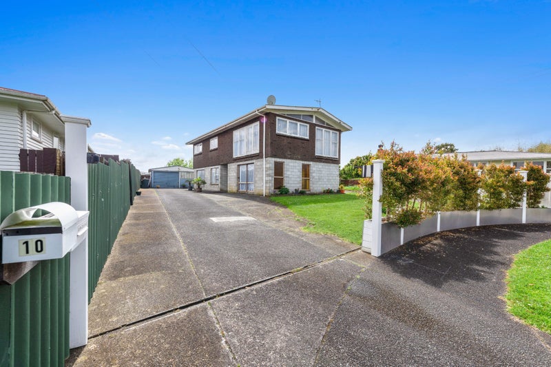 10 Chaucer Place, Blockhouse Bay, Auckland - Carousel 1