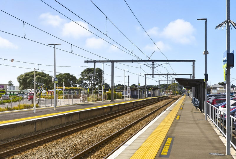 17A Epiha Street, Paraparaumu - Carousel 31