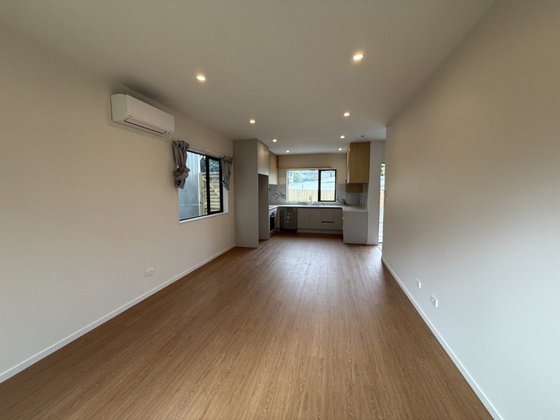6 Fitzgerald Road, Mount Wellington, Auckland - Carousel 2