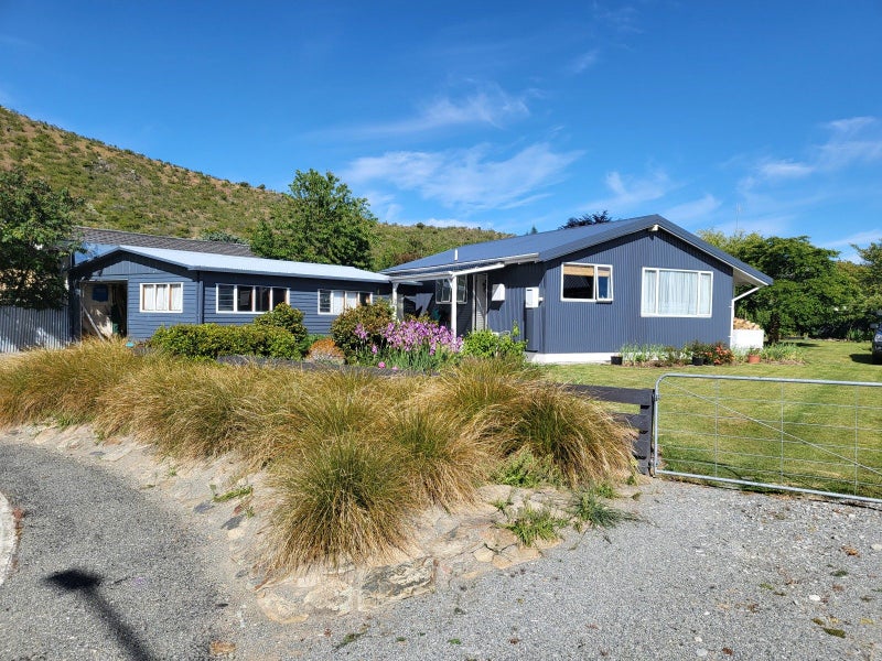2 Keene Place, Omarama - Carousel 1