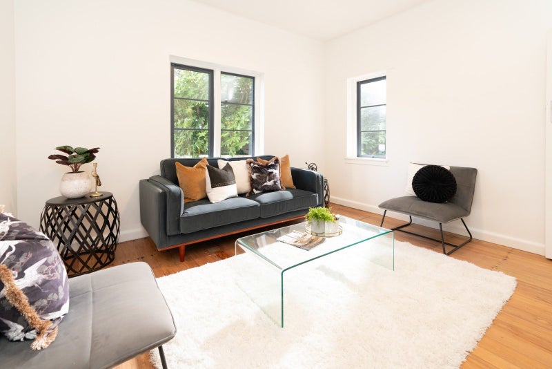 2/127 Molesworth Street, Thorndon, Wellington - Carousel 1