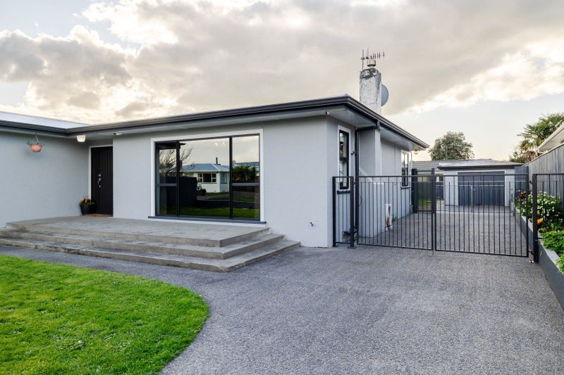 6 Sheffield Street, Awapuni, Palmerston North - Carousel 2