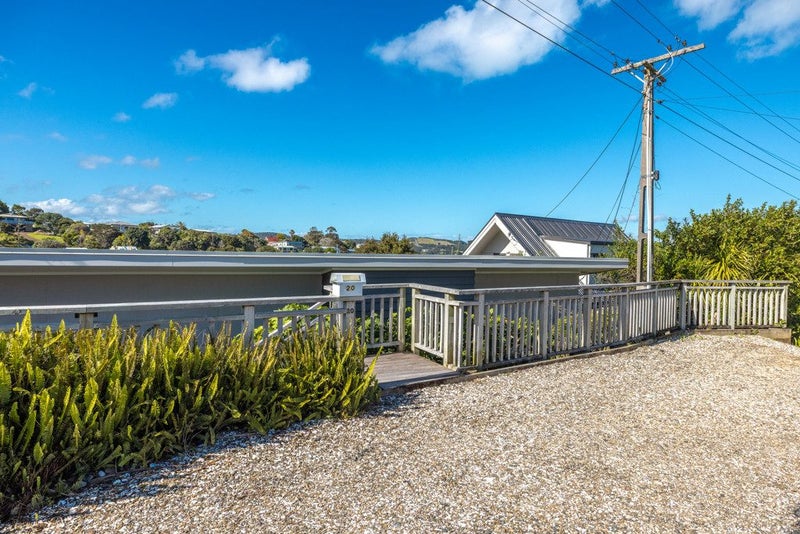 20 Wellington Road, Surfdale, Waiheke Island - Carousel 23