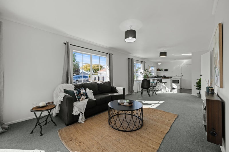 10A Ihle Street, Terrace End, Palmerston North - Carousel 2