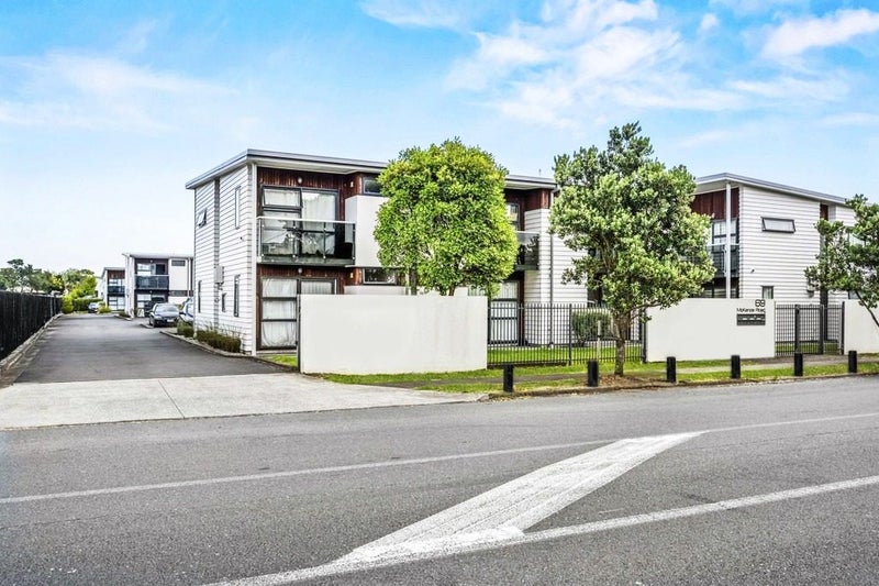 1/69 McKenzie Road , Mangere Bridge, Manukau City, Auckland - Carousel 1