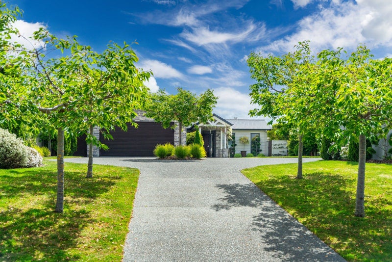 29 Pukenamu Road, Rainbow Point, Taupo - Carousel 1