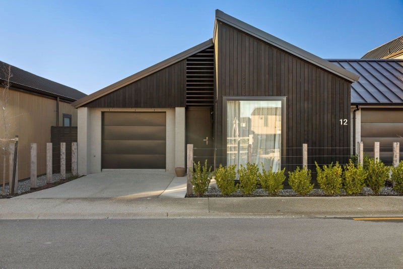 12 Chapman Way, Jacks Point, Queenstown - Carousel 1