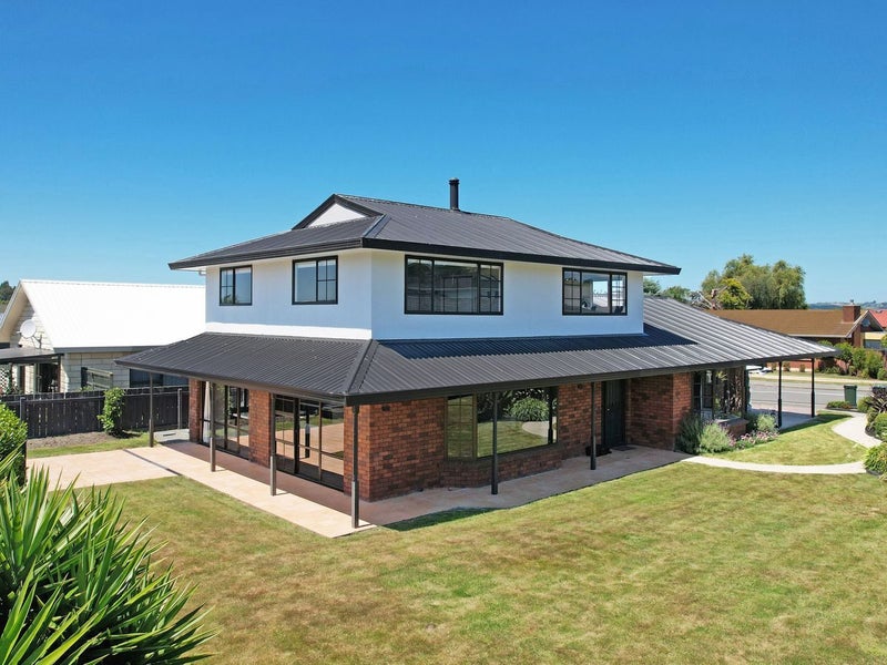 33 Walbrook Crescent, Oamaru North, Oamaru - Carousel 1