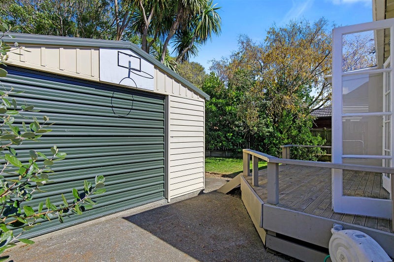 12 Pohutukawa Street, Woburn, Lower Hutt - Carousel 20