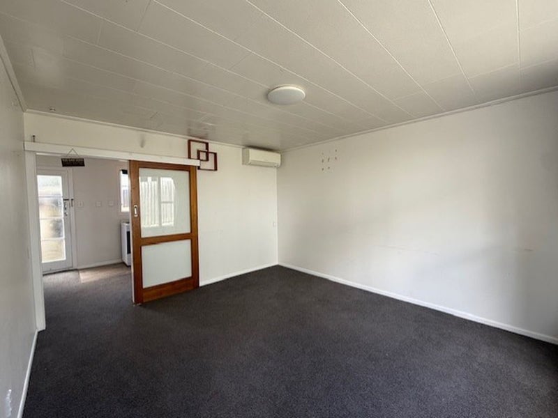 2/46 Arthur Street, Seaview, Timaru - Carousel 2