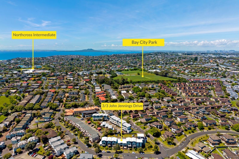 3/3 John Jennings Drive, Oteha, Auckland - Carousel 10