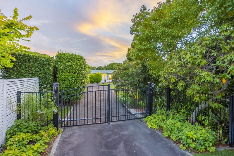 52 Kohekohe Road, Waikanae - Carousel 2