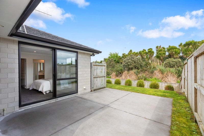 89 Hills View Drive, Papamoa, Papamoa - Carousel 2