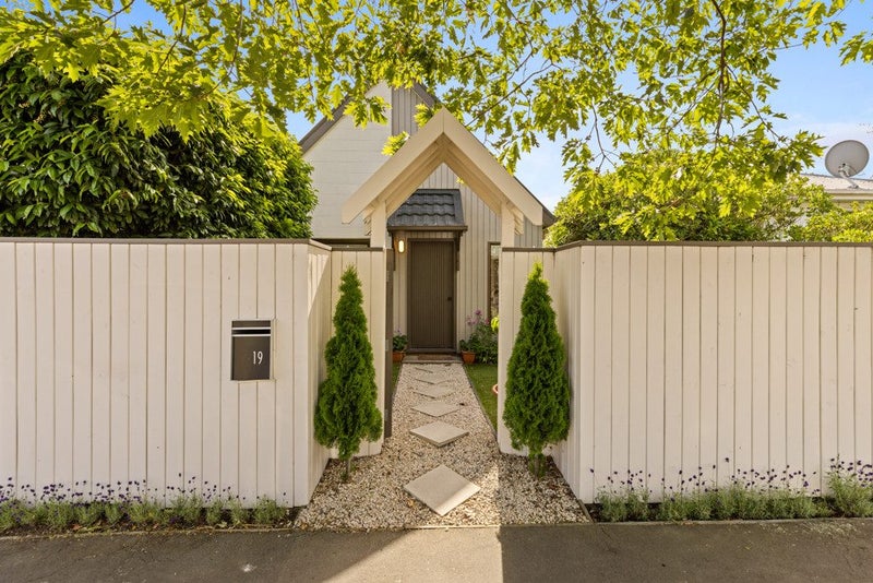 1/19 Trafalgar Street, St Albans, Christchurch - Carousel 1