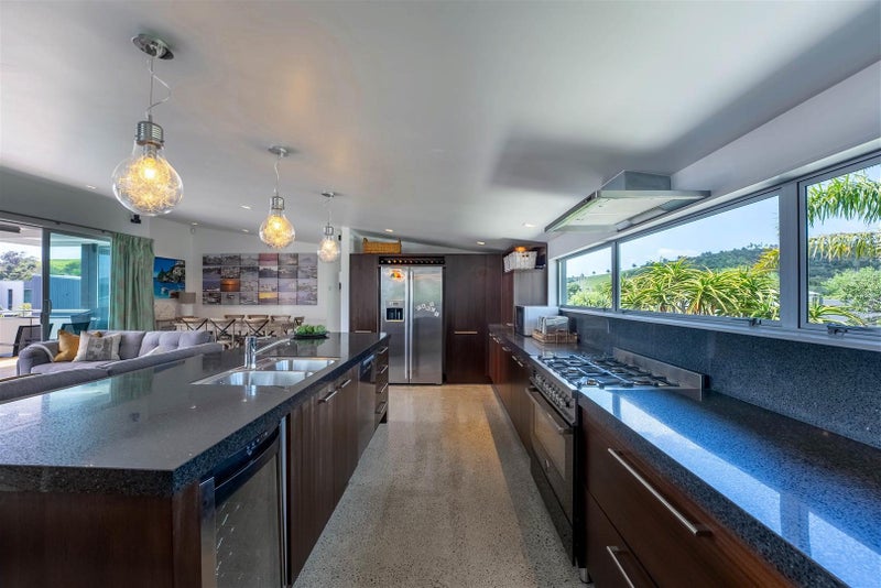 32 TAUMATA  RD, Omaha - Carousel 2