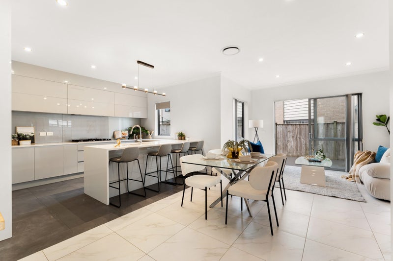 23 Bordeaux Parade, Te Atatu South, Auckland - Carousel 2