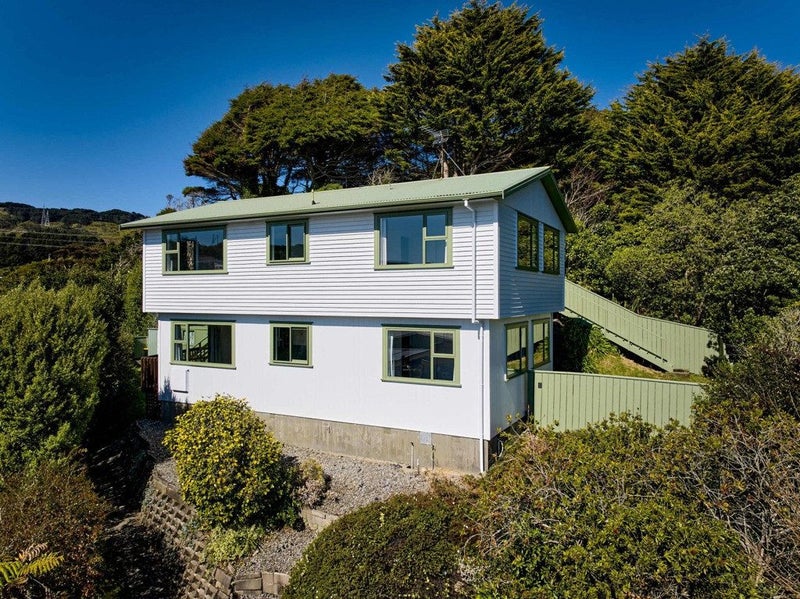 1A Sunrise Blvd, Tawa, Wellington - Carousel 11