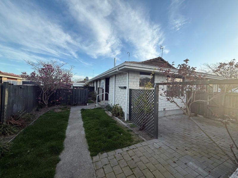 1/52B Chipping Lane, Redwood, Christchurch - Carousel 2