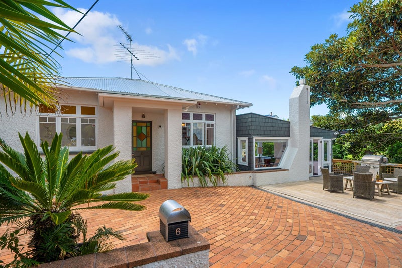 6 Mollyhawk Place, Birkenhead, North Shore City, Auckland - Carousel 1