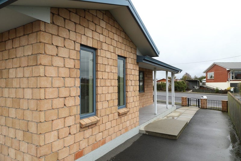 7 Barr Street, Balclutha, Balclutha - Carousel 22