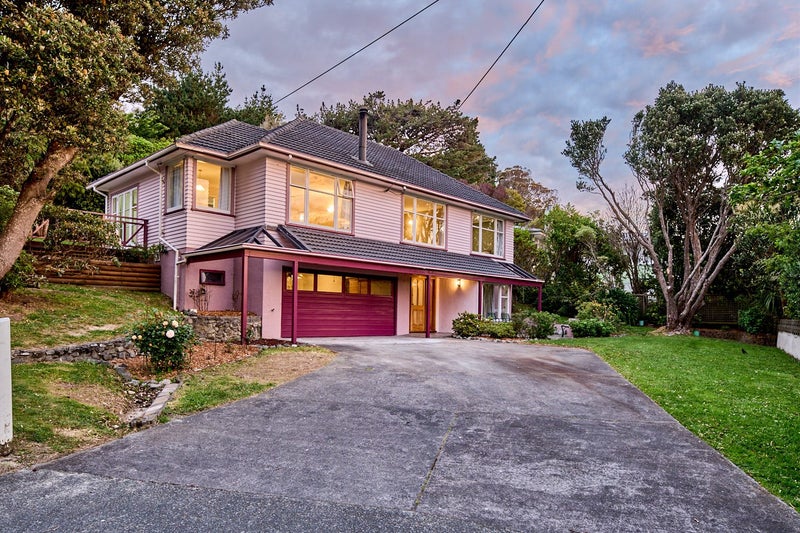 108 Helston Road, Paparangi, Wellington - Carousel 1