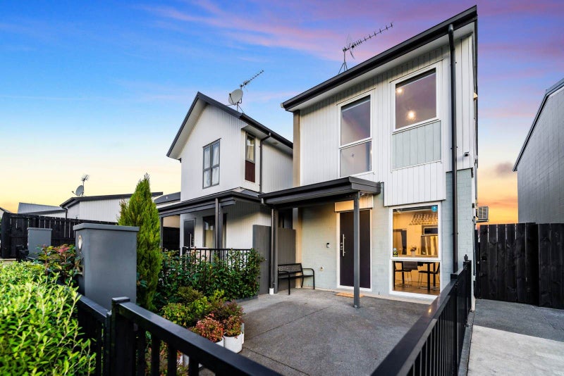 5 Manea Lane, Glen Innes, Auckland - Carousel 1