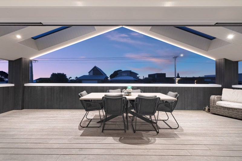 112 Karewa Parade, Papamoa Beach, Papamoa - Carousel 1