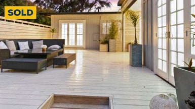 42 Ngarahana Avenue, Paremoremo, Auckland - Carousel 1