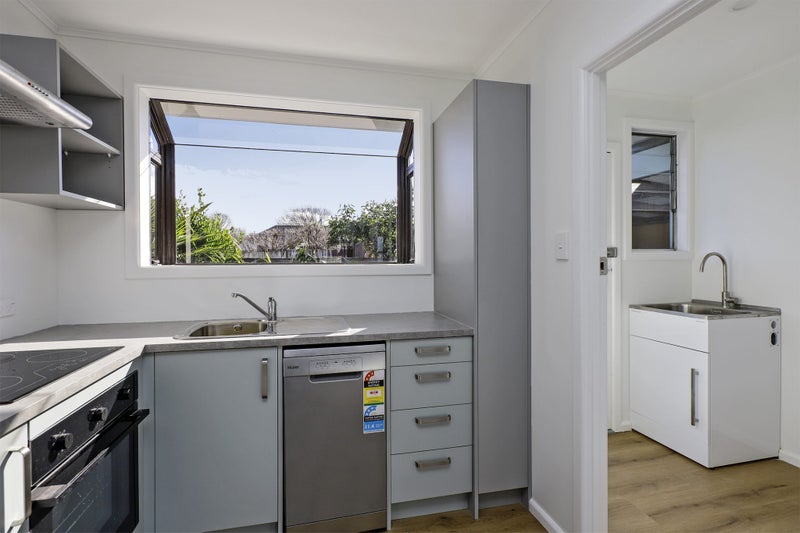 3/204 Grays Road, Saint Leonards, Hastings - Carousel 1