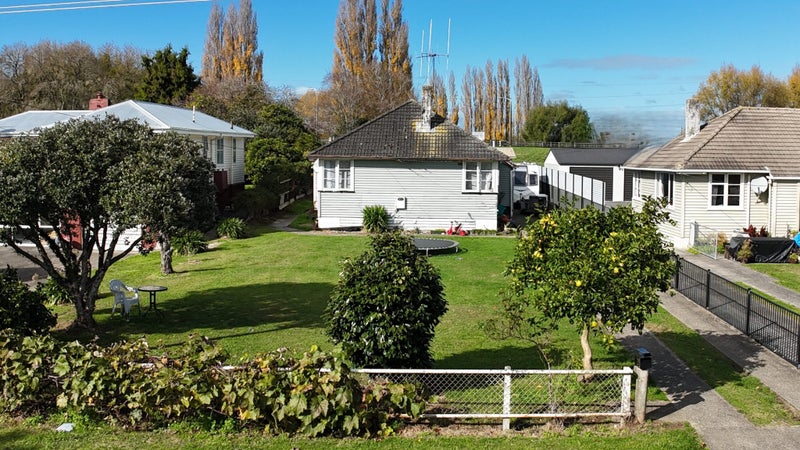 8 Orahiri Terrace, Otorohanga - Carousel 1