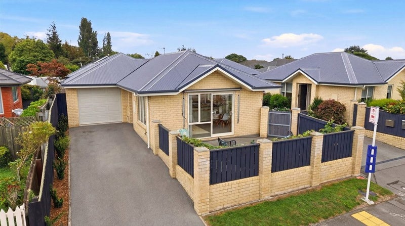 4/3 Oakridge Street, Halswell, Christchurch - Carousel 1