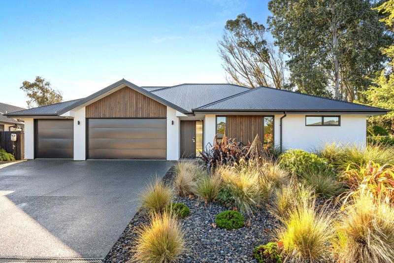3 Shorthorn Lane, Halswell, Christchurch - Carousel 1