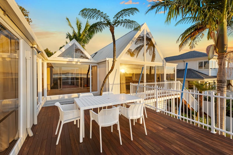 25 Oakpark Place, West Harbour, Waitakere City, Auckland - Carousel 2