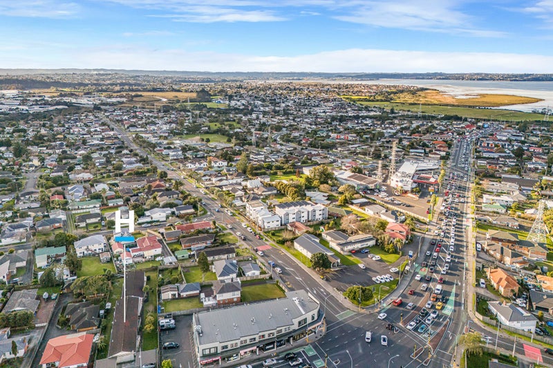 3/222 Edmonton Road, Te Atatu South, Auckland - Carousel 17