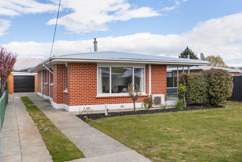 128 Centennial Avenue, Alexandra - Carousel 1