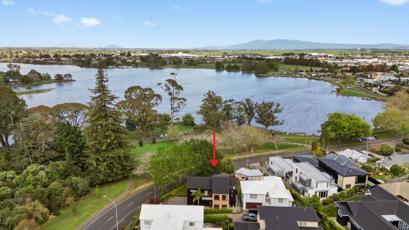 3B Lake Domain Drive, Frankton, Hamilton - Carousel 1