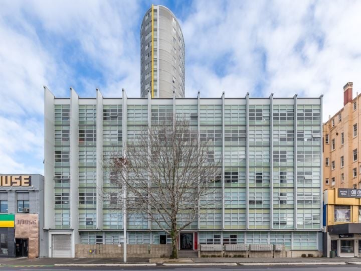 201/133 Beach Road, Auckland Central, Auckland - Carousel 1