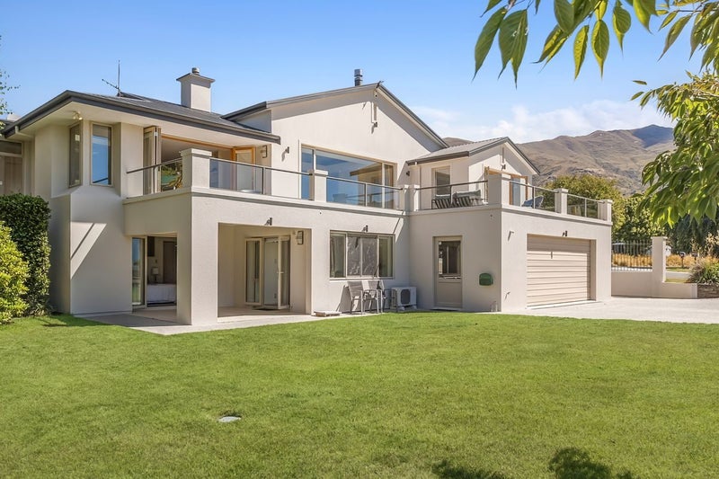 170 Stone Street, Wanaka - Carousel 2