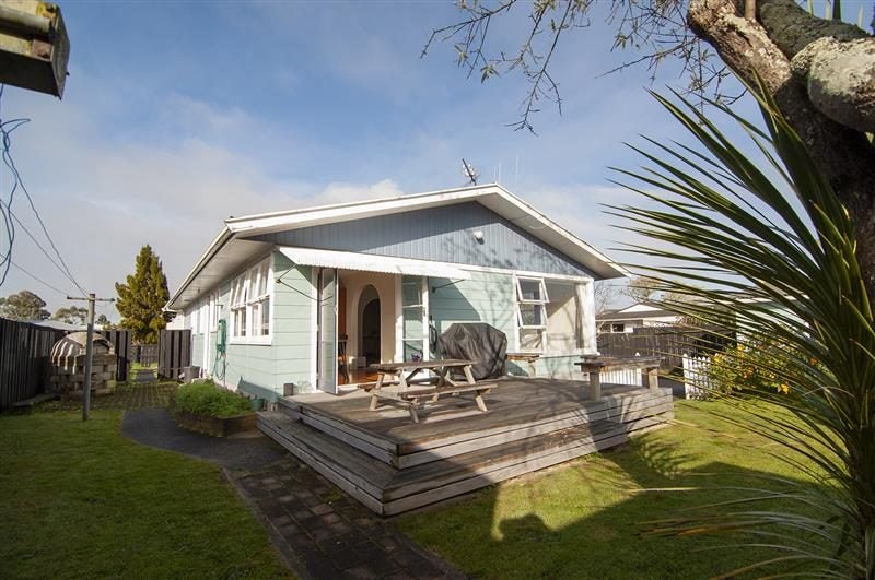 88 Morrow Avenue, St Andrews, Hamilton - Carousel 1