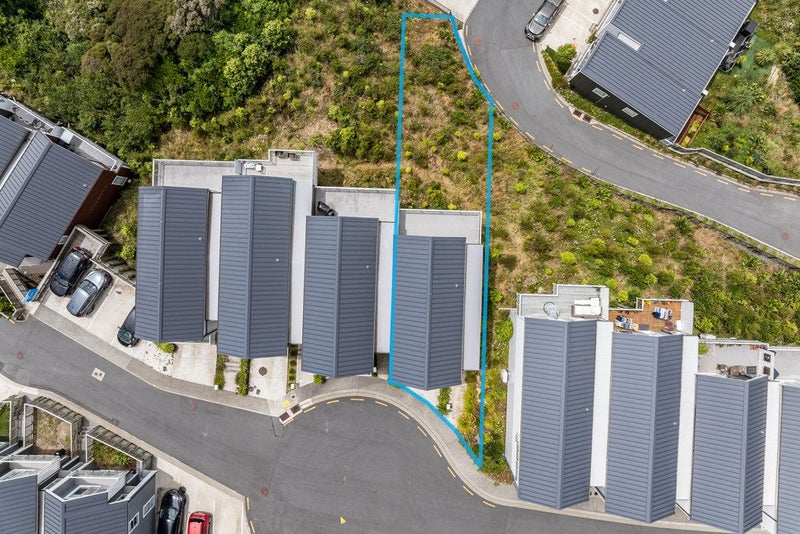 18 Kopua Place, Whitby, Porirua - Carousel 24