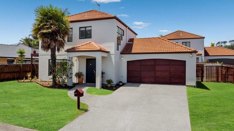 5A Nad Place, East Tamaki Heights, Auckland - Carousel 1